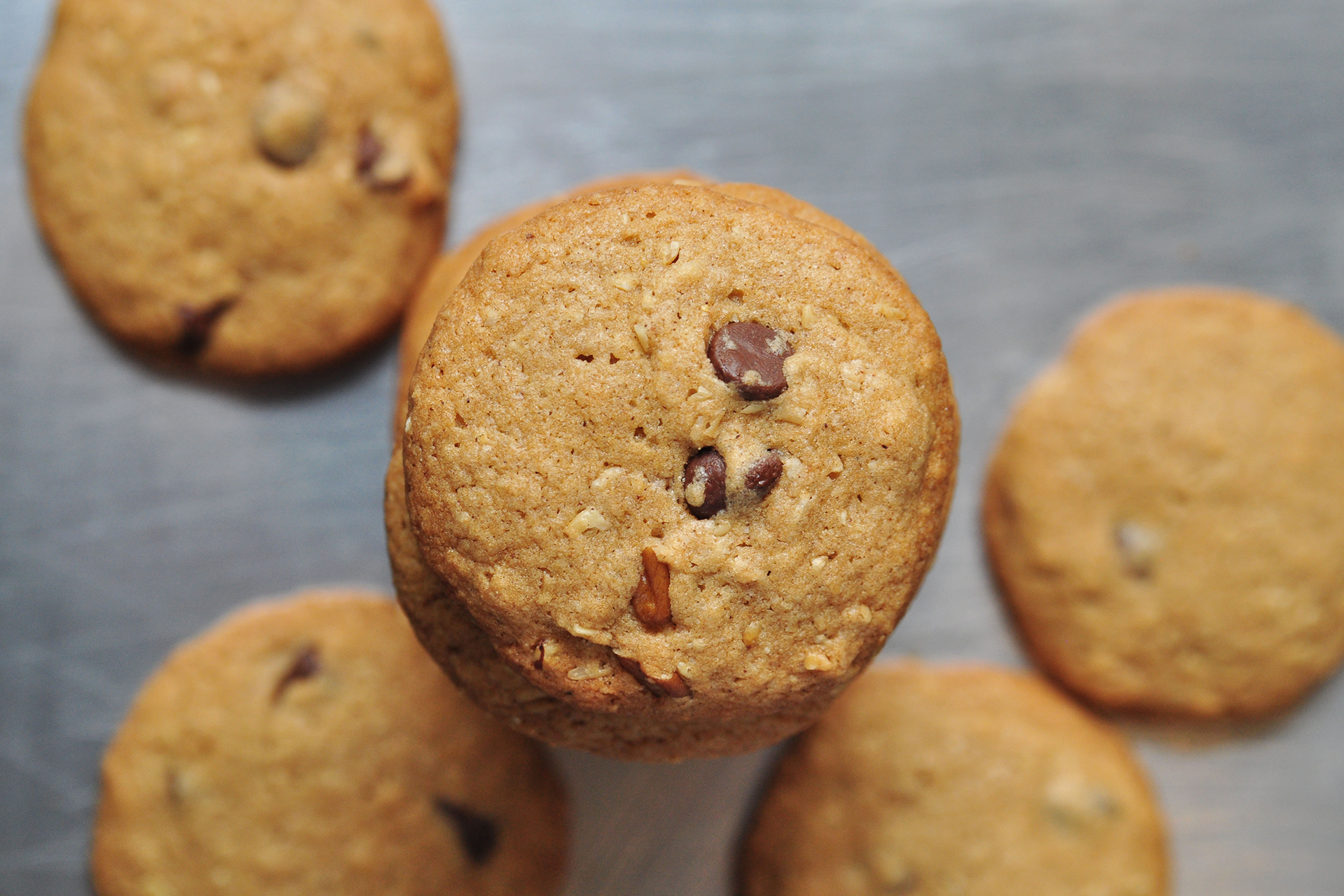 Chocolate Chip Pecan Oat Cookies