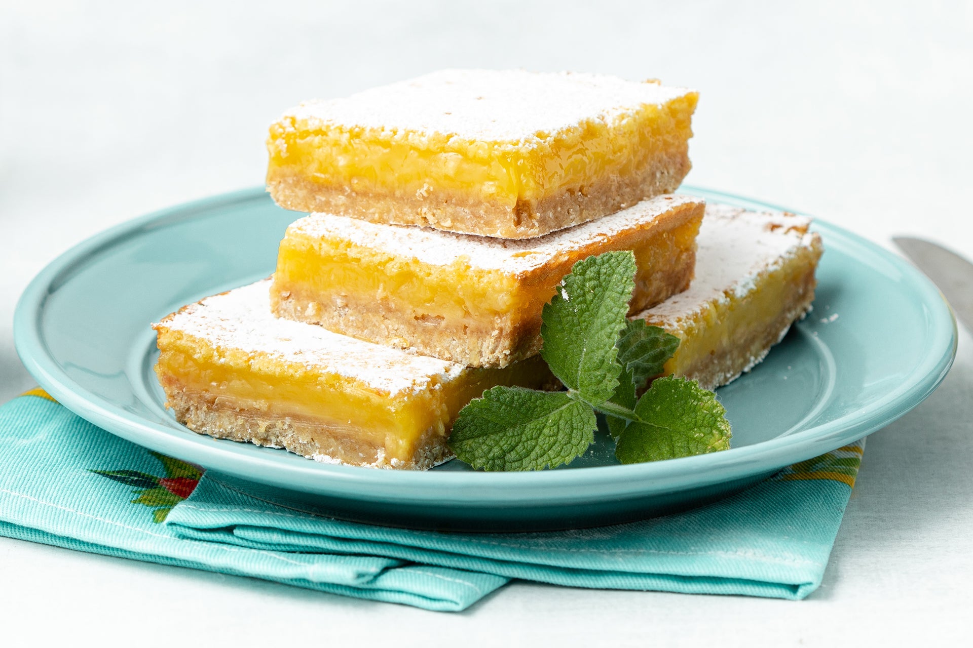 Lemon Oat Bars