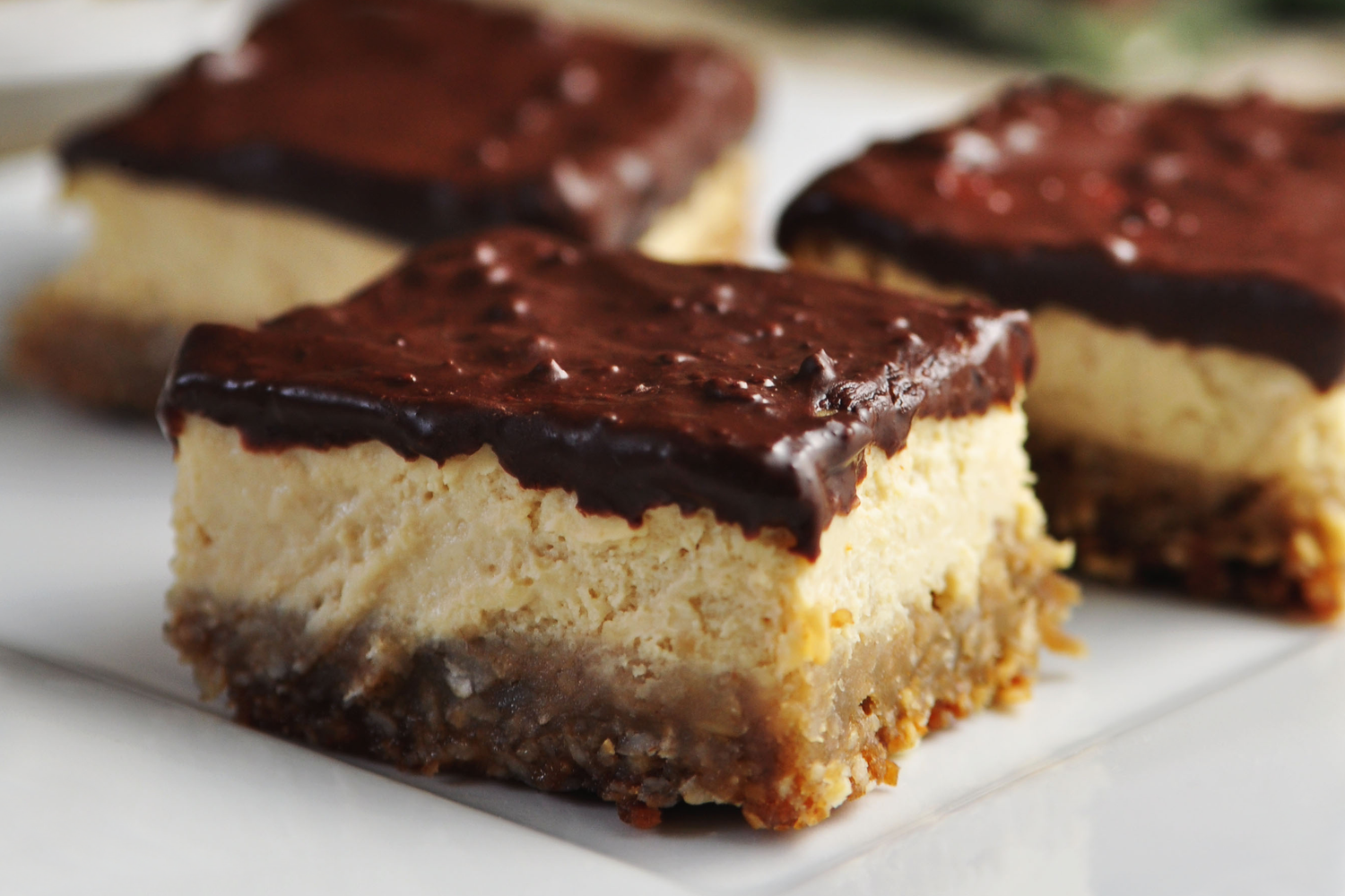 Cheesecake Oatmeal Bars