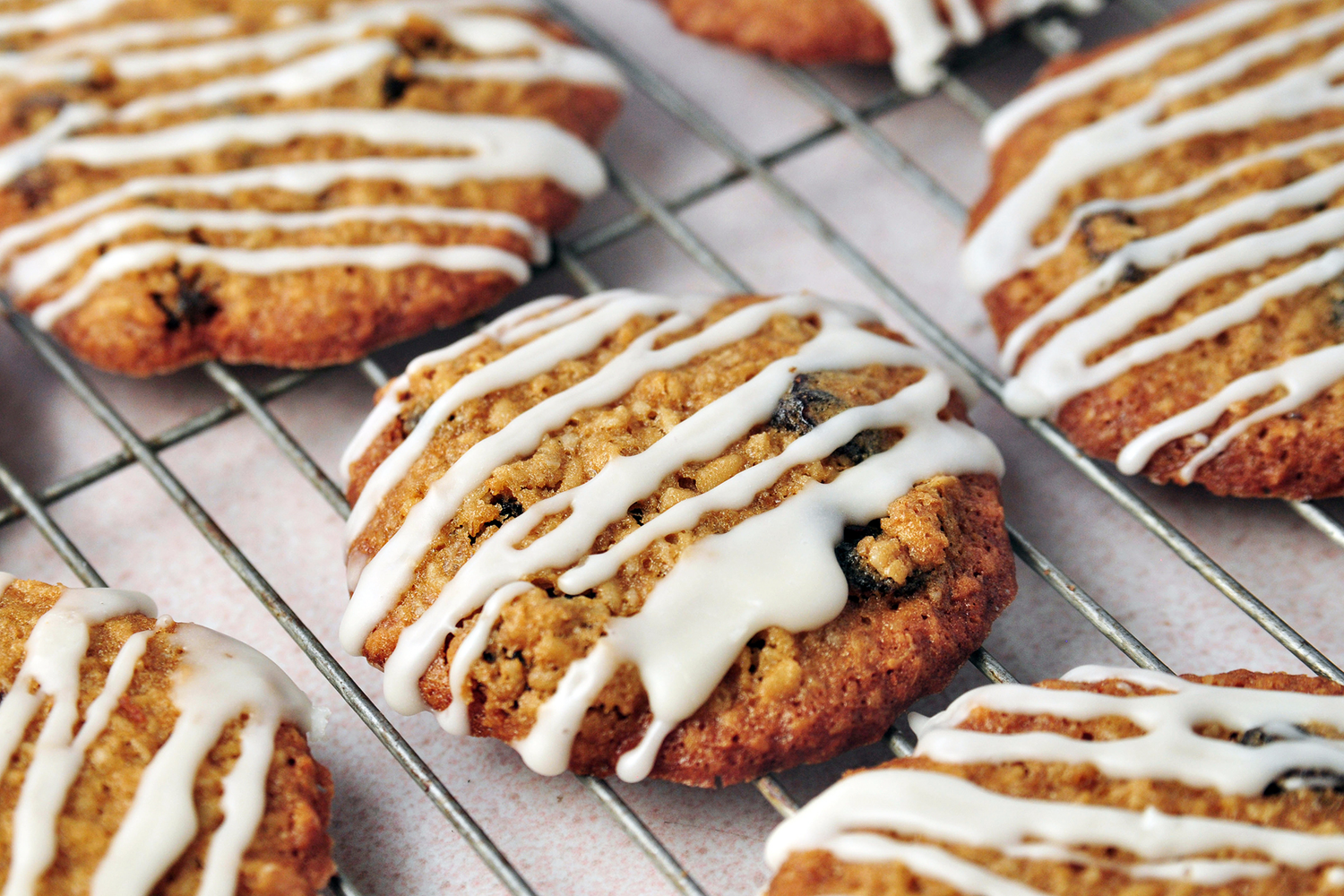 Iced Oatmeal Raisin Cookies